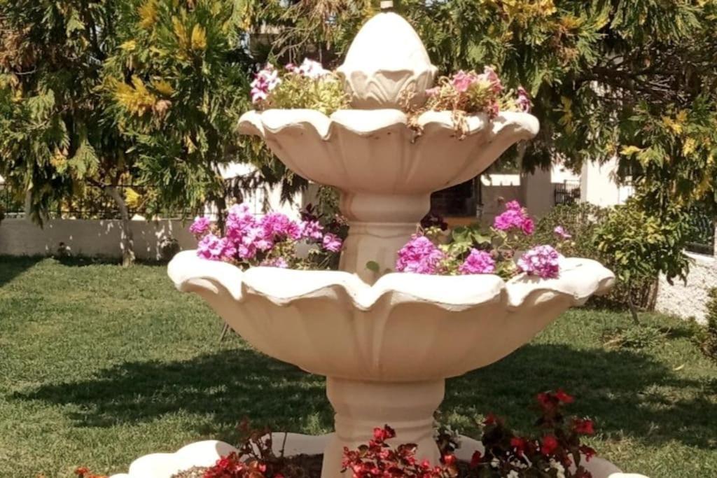 Διαμέρισμα Μεντησ อีกูเมนิทซา ภายนอก รูปภาพ
